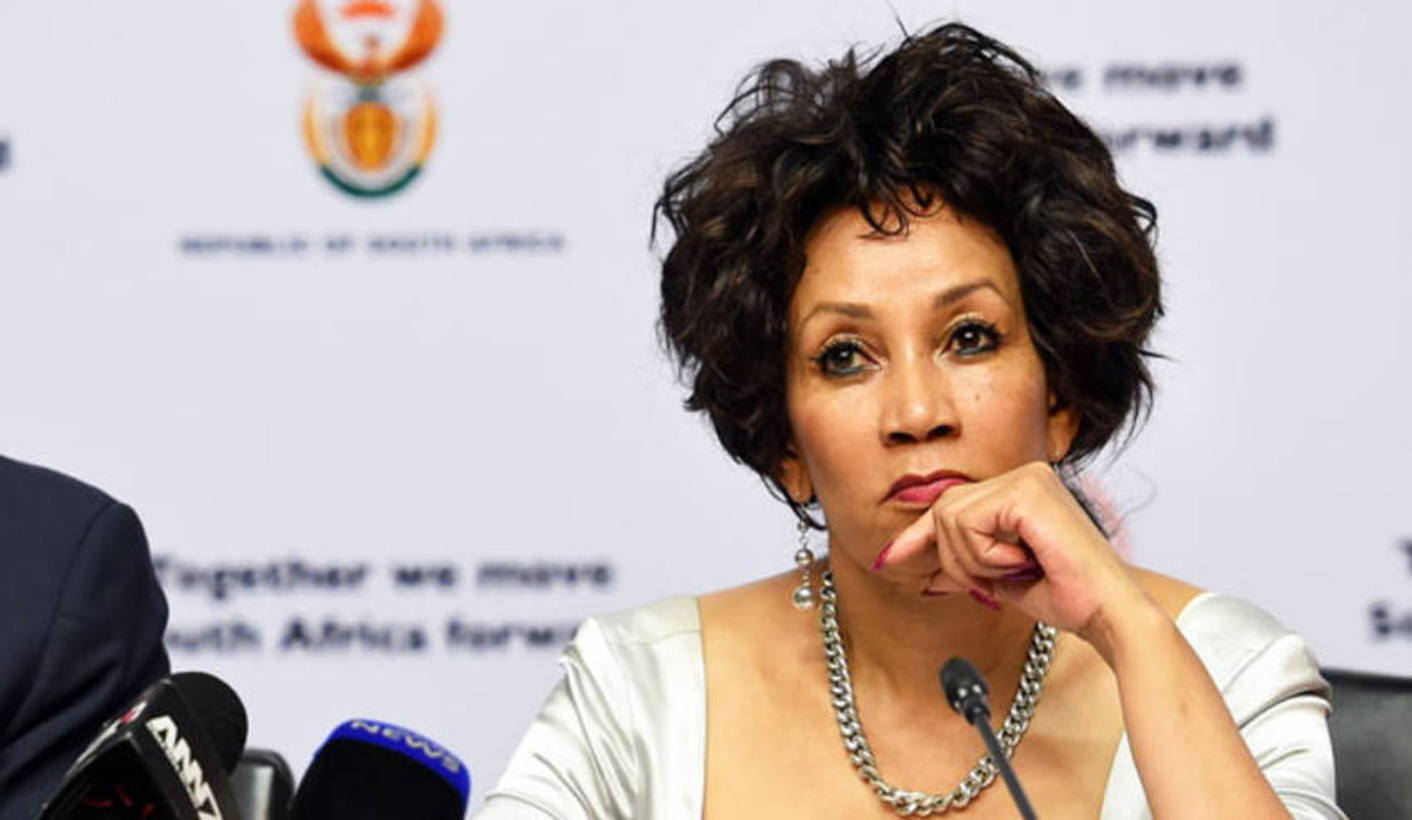 Tender scamsters target Minister Lindiwe Sisulu