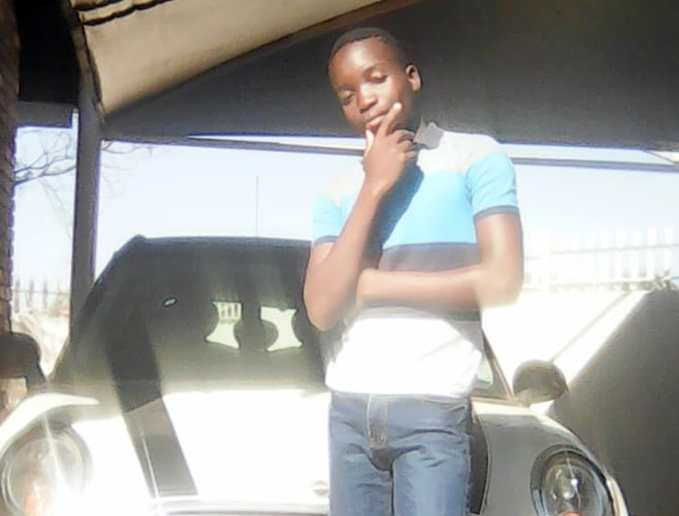 Job-seeking schoolboy shot dead on litchis farm by a farmer