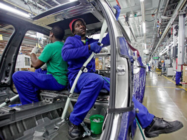 VACANCIES: Mercedes-Benz SA (Internship Posts)